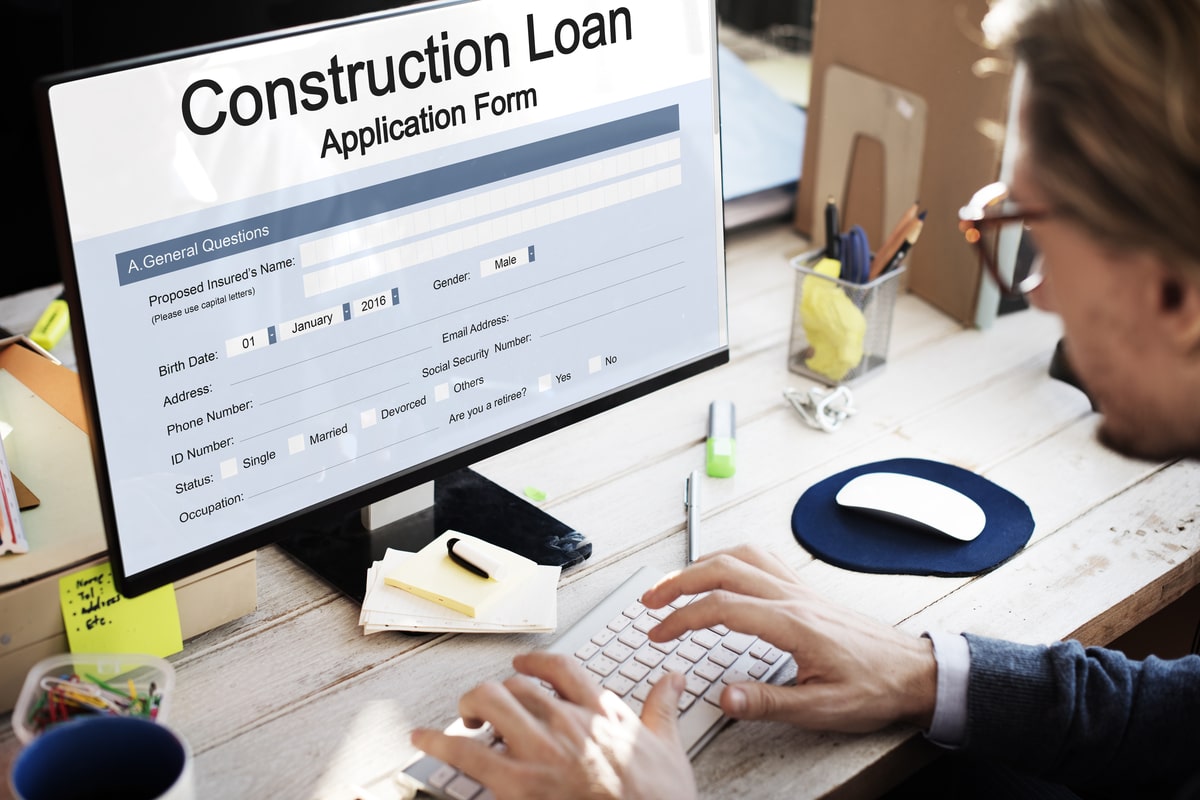 Contractor applying for a construction loan online